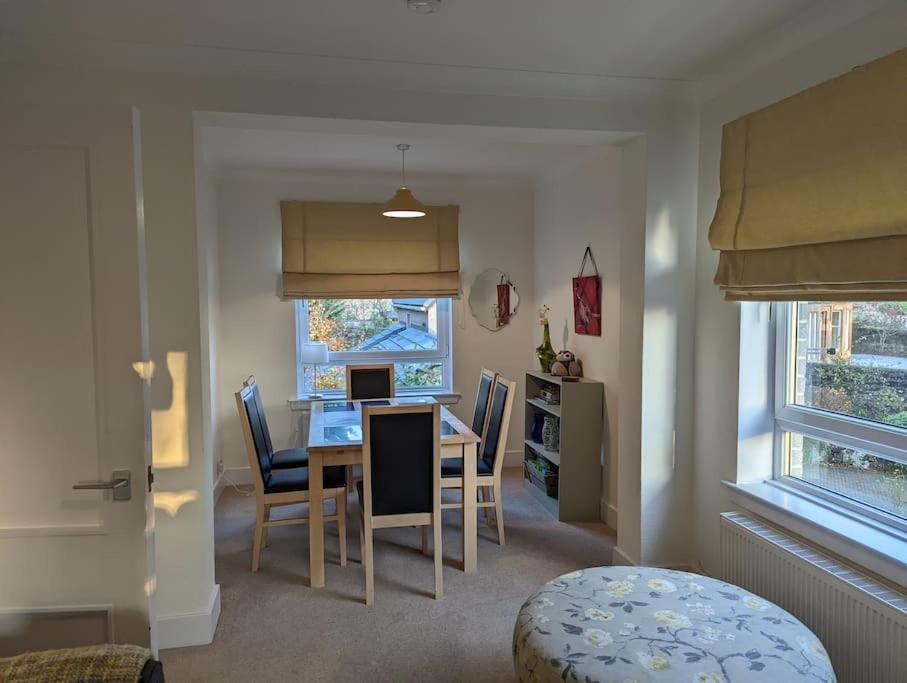 Two Bedroom Flat In Bridge Of Allan, Stirling מראה חיצוני תמונה